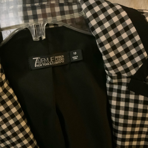 7th AVENUE- Black/white plaid 2 button blazer. 2 flat front pockets. Sz 10 - Picture 9 of 10